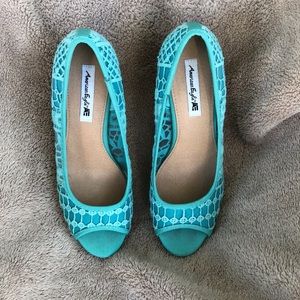 American Eagle shoes, size 7